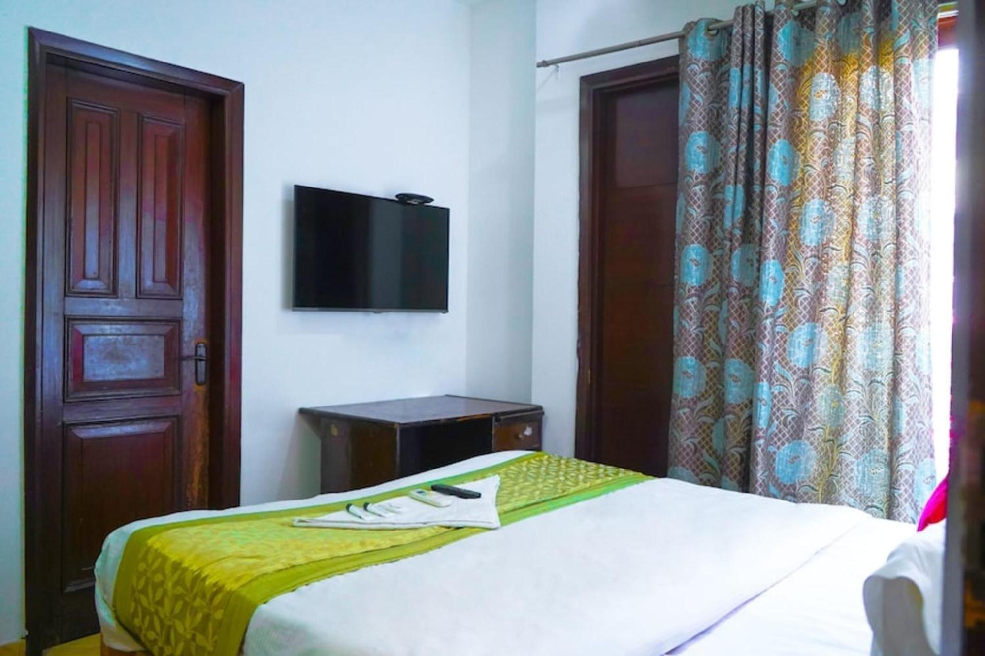 Deluxe Rooms In Jangpura Нью-Делі Екстер'єр фото