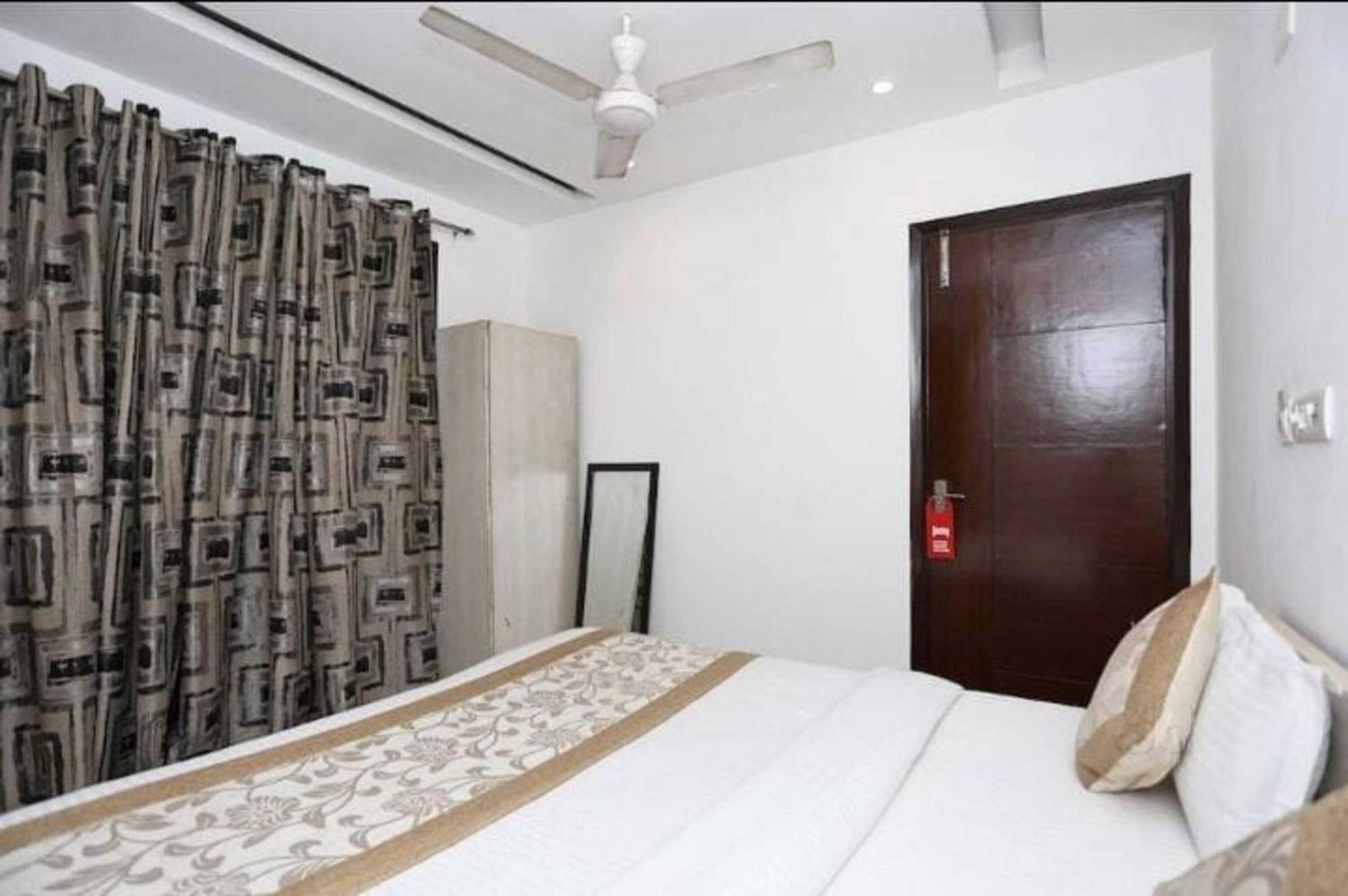 Deluxe Rooms In Jangpura Нью-Делі Екстер'єр фото